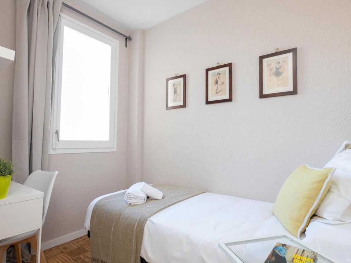 Appartement Clot Market